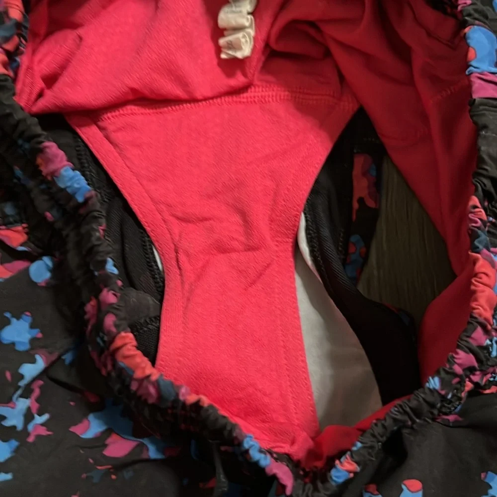 Lululemon Make A Move Short
Dandy Digie Multi Size 4 - Picture 5 of 7